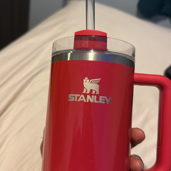Stanley cup 40oz - Picture 5 of 7